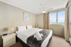 1-bed-superior-oceanview-unit46-bedroom
